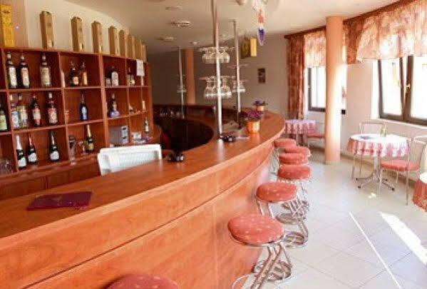 Wellness Hotel Thermal Sturovo Ngoại thất bức ảnh