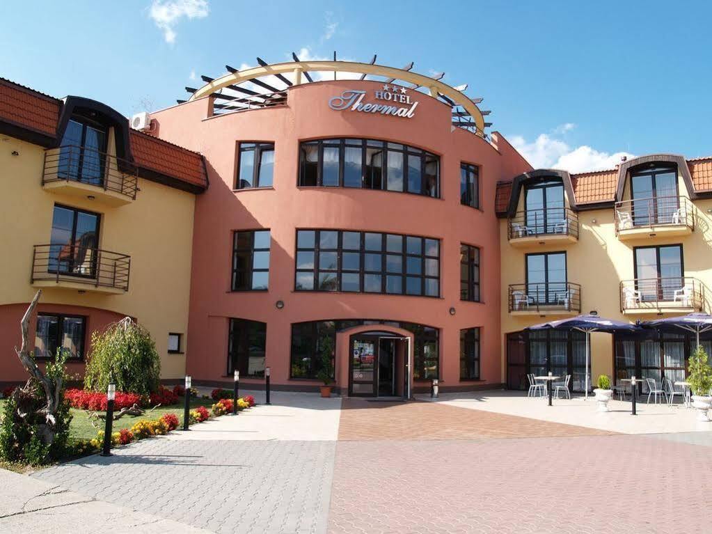 Wellness Hotel Thermal Sturovo Ngoại thất bức ảnh